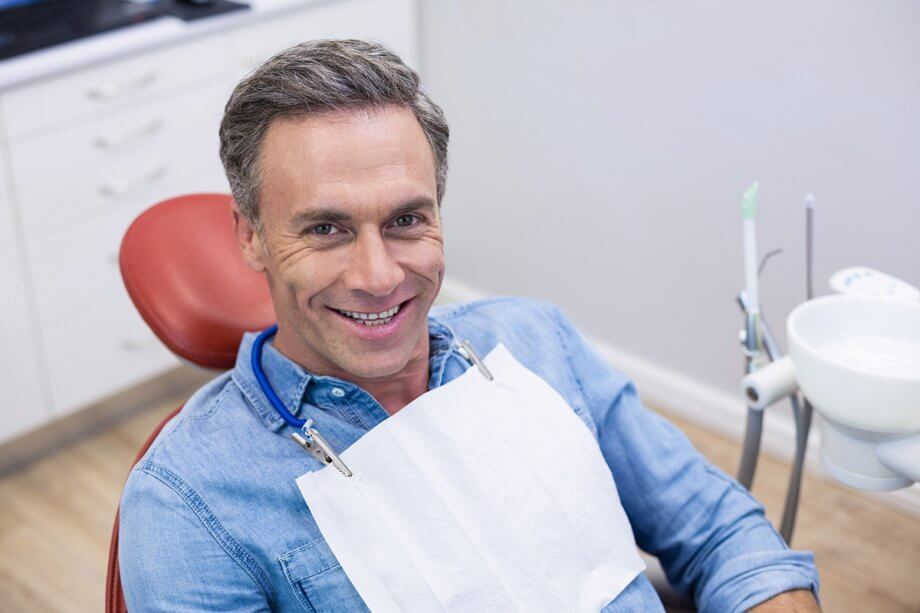 How Does an Endodontist Repair a Cracked Tooth